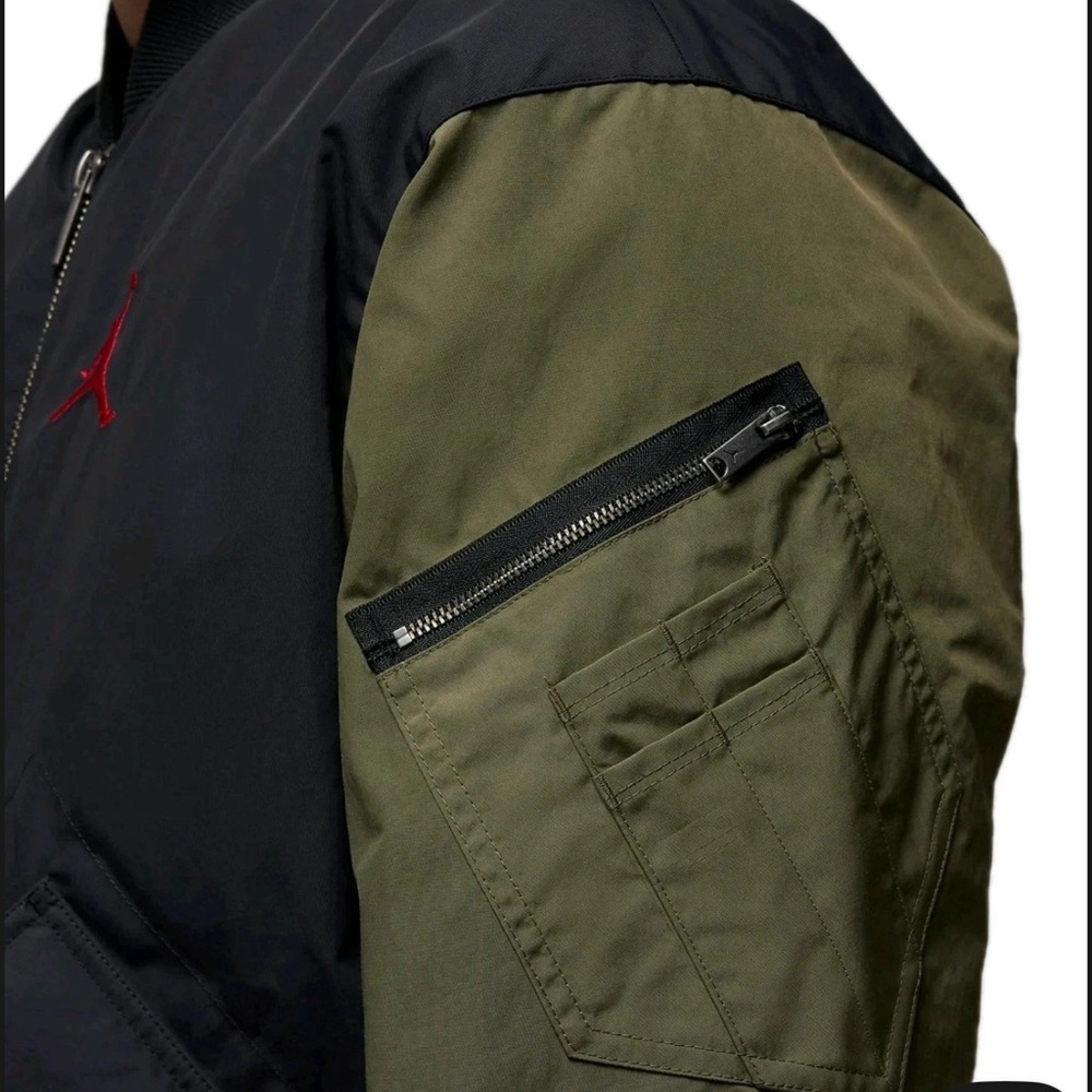 Nike Jordan Renegade Bomber Jacket Off Noir Olive HQ2664-045 Men's Size L - Picture 7 of 7